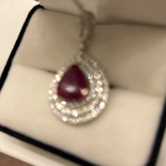 Gorgeous Ruby & Diamond Pendant 18kt. White gold from Hong Kong - Picture 15 of 17